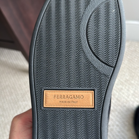 ‼️SOLD ‼️ Ferragamo, Achille sneaker, black, 9, like new - Picture 14 of 14